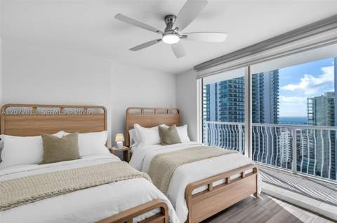 1200 Brickell Bay Dr 2501, Miami FL - photo 9 of 33