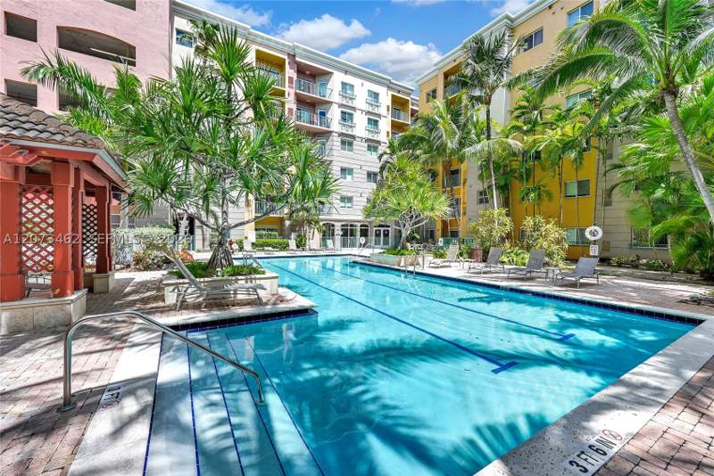 2 bedroom Condominium at 6001 SW 70th St 513, Valencia Condo, South Miami — photo 3