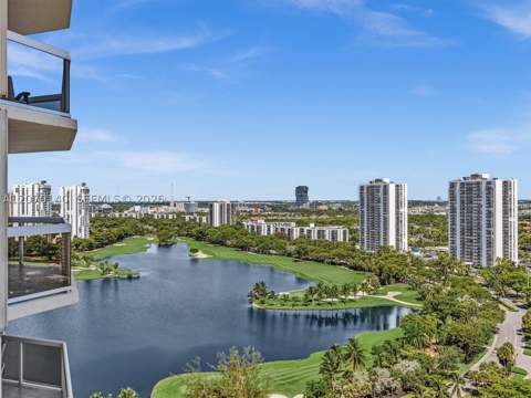 20185 E Country Club Dr 2101, Aventura FL - photo 24 of 68