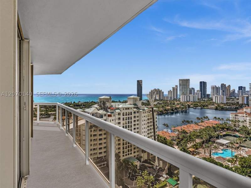 3 bedroom Condominium at 20185 E Country Club Dr 2101, The Landmark Condo, Aventura — photo 4