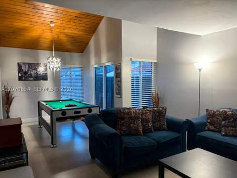 10051 SW 147th Pl, Miami FL - photo 7 of 18