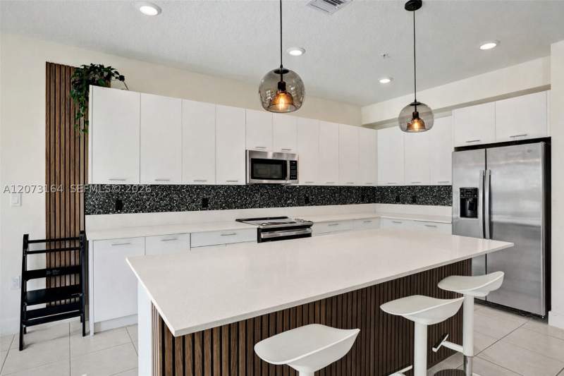 3 bedroom Condominium at 8001 NW 41st St F-109, Downtown Doral South Phas, Doral — photo 5