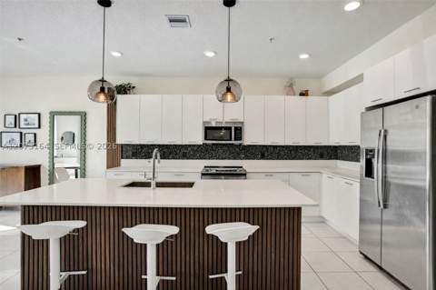 8001 NW 41st St F-109, Doral FL - photo 6 of 23