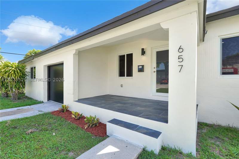 4 bedroom SingleFamilyResidence at 657 Ahmad St, Plat No 1 Opa Locka, Opa Locka — photo 3