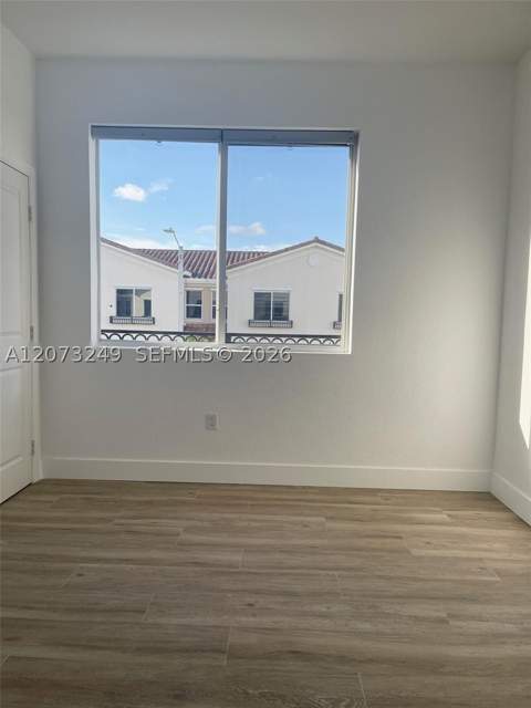 2810 NW 181st St, Miami Gardens FL - photo 9 of 13