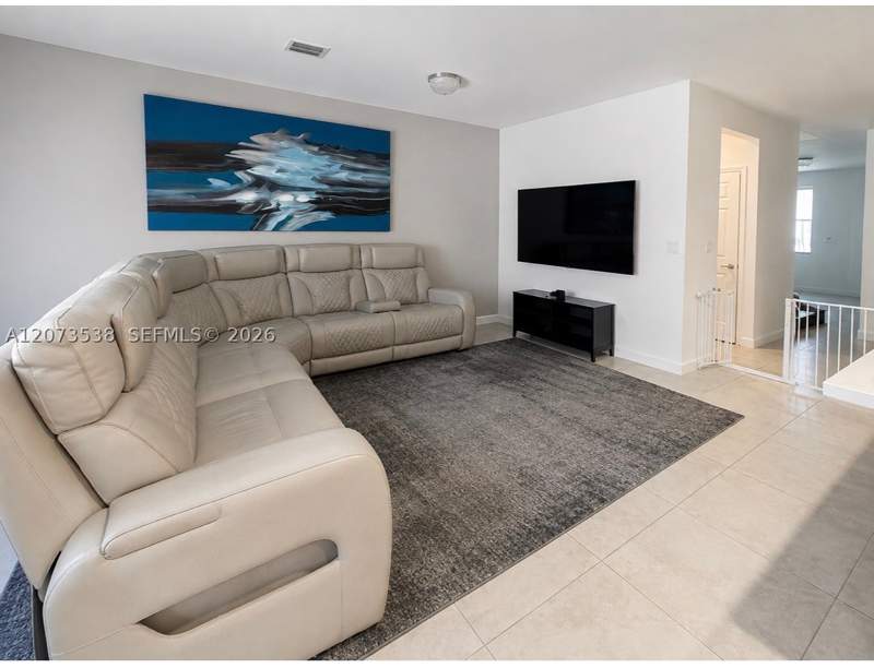 4 bedroom Townhouse at 5930 NW 104th Path, Doral Cay, Doral — photo 4