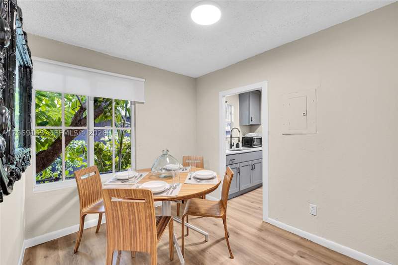6 bedroom SingleFamilyResidence at 31 NE 53rd St, Orchard Villa Track Addn, Miami — photo 3