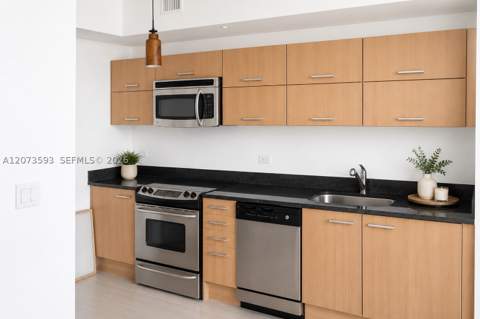 350 S Miami Ave 2215, Miami FL - photo 11 of 31