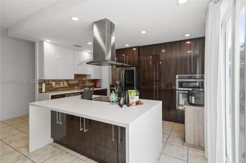 8741 NW 110th Ave, Doral FL - photo 16 of 53
