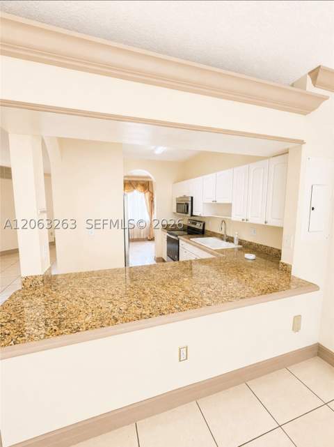 8356 NW 10th St 6D, Miami FL - photo 9 of 13