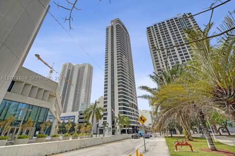 225 N Miami Ave 1407, Miami FL - photo 24 of 33