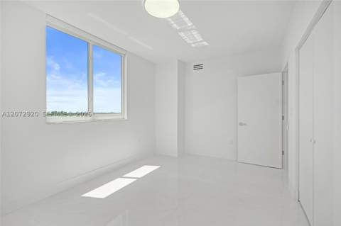2775 NE 187th St 514, Aventura FL - photo 18 of 61