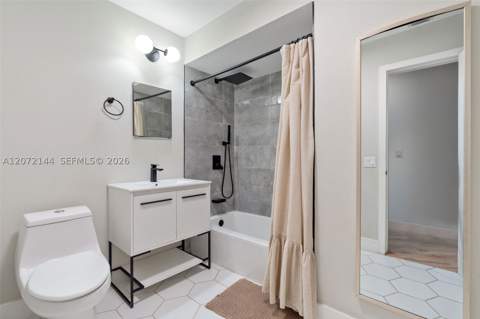 10650 NE 11th Ct, Miami Shores FL - photo 12 of 29