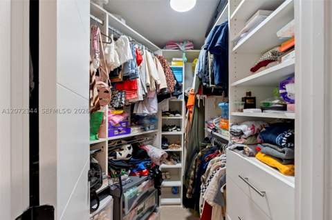 10650 NE 11th Ct, Miami Shores FL - photo 20 of 29