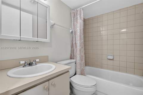 199 SW 12th Ave 415B, Miami FL - photo 17 of 43