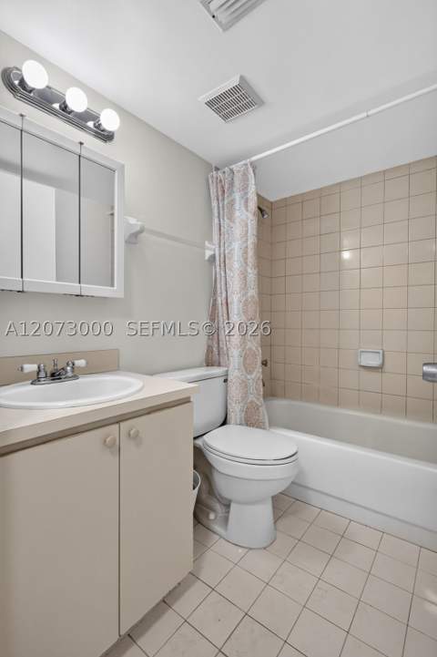 199 SW 12th Ave 415B, Miami FL - photo 18 of 43