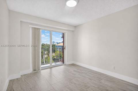 199 SW 12th Ave 415B, Miami FL - photo 6 of 43