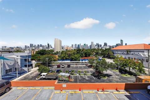 199 SW 12th Ave 415B, Miami FL - photo 7 of 43