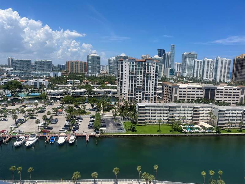 2 bedroom Condominium at 300 Bayview Dr 1707, Arlen House Condo, Sunny Isles Beach — photo 5
