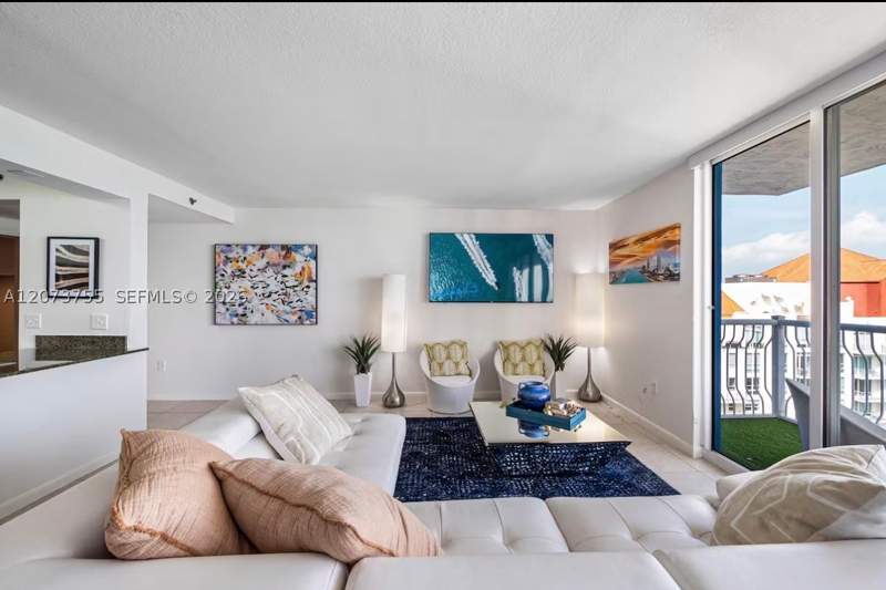 2 bedroom Condominium at 1200 Brickell Bay Dr 4101, The Club At Brickell Bay, Miami — photo 2