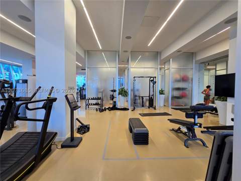 4401 Collins Ave 1401, Miami Beach FL - photo 23 of 29