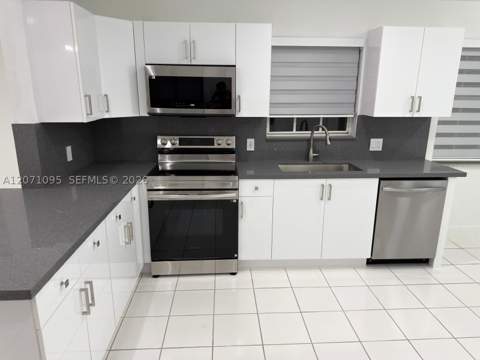 18870 SW 294th Ter, Homestead FL - photo 12 of 36