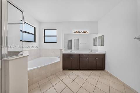 9371 W 35th Ave, Hialeah FL - photo 14 of 39