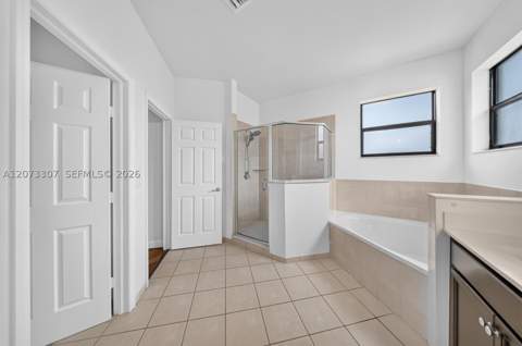 9371 W 35th Ave, Hialeah FL - photo 16 of 39