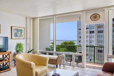 1408 Brickell Bay Dr 706, Miami FL - photo 11 of 41
