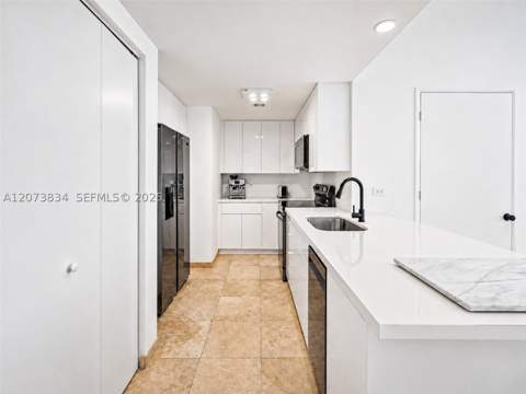 350 S Miami Ave 2304, Miami FL - photo 7 of 45