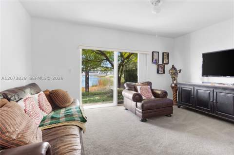 8549 SW 214th Ln, Cutler Bay FL - photo 13 of 30