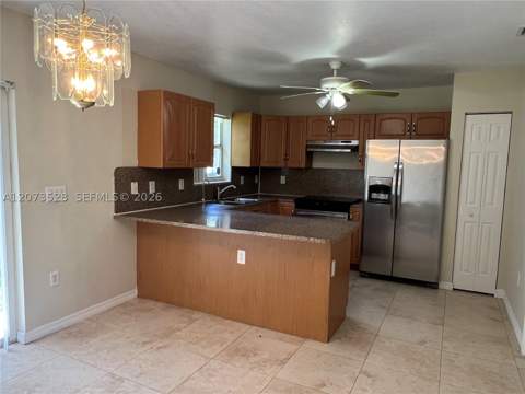 3520 NW 213th Ter, Miami Gardens FL - photo 8 of 30
