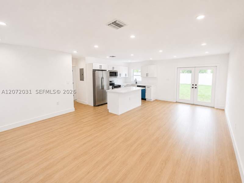 3 bedroom SingleFamilyResidence at 1870 NE 154th Ter, Economy Homesites, North Miami Beach — photo 3