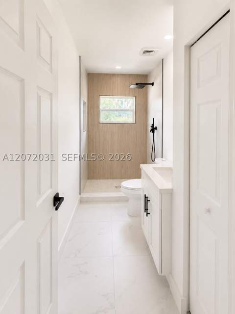 1870 NE 154th Ter, North Miami Beach FL - photo 9 of 17