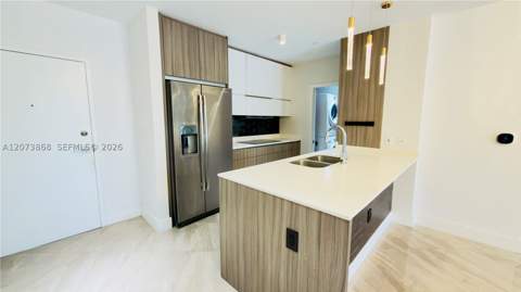 600 NE 27th St 604, Miami FL - photo 13 of 59