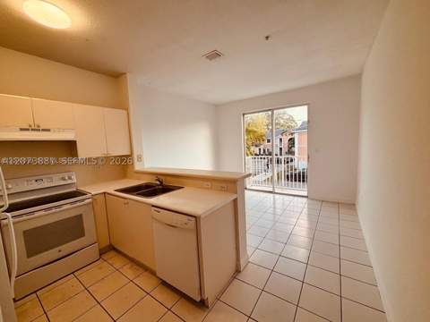 7080 NW 177th St 201-13, Hialeah FL - photo 8 of 20