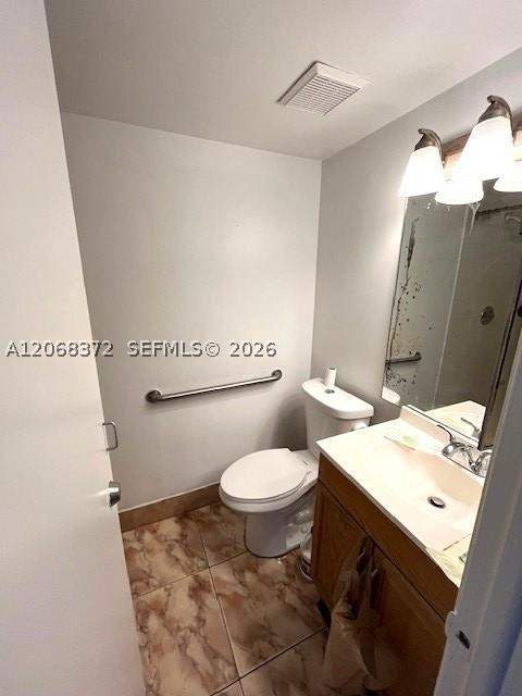 5274 W 25th Ln 206, Hialeah FL - photo 10 of 17