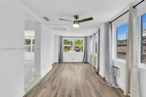 18381 NE 21st Pl, North Miami Beach FL - photo 19 of 44