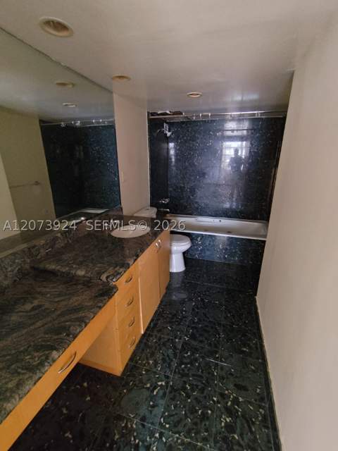 2780 NE 183rd St 1402, Aventura FL - photo 11 of 28
