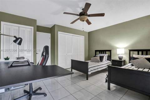 6821 Brookline Dr 6821, Hialeah FL - photo 13 of 14