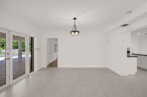8261 SW 142nd St, Palmetto Bay FL - photo 14 of 39