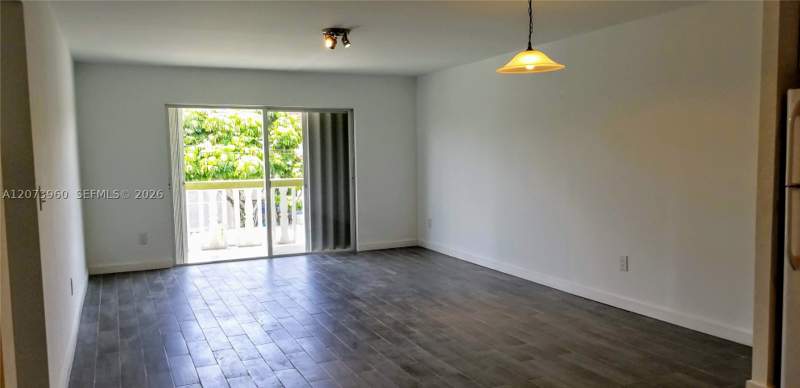 1 bedroom Condominium at 15205 NE 6th Ave D204, Ola Condo, Miami — photo 3
