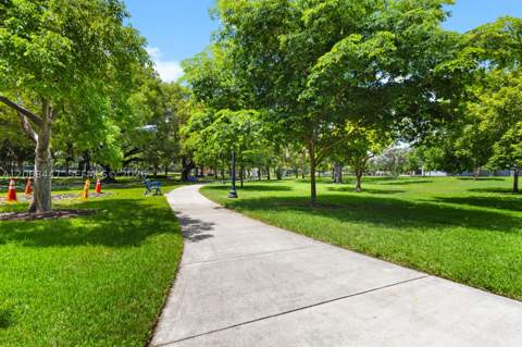 1341 Meridian Ave 202, Miami Beach FL - photo 14 of 16