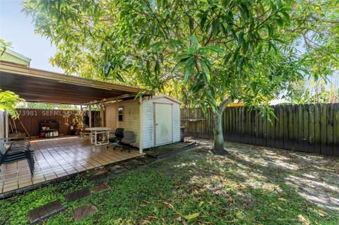 9618 SW 3rd Ln 18, Miami FL - photo 20 of 23
