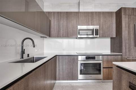 88 SW 7th St 4004, Miami FL - photo 12 of 31