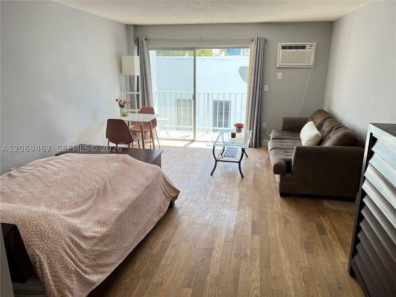 0 bedroom Condominium at 221 Meridian Ave 305, Meridian Plaza Condo, Miami Beach — photo 3