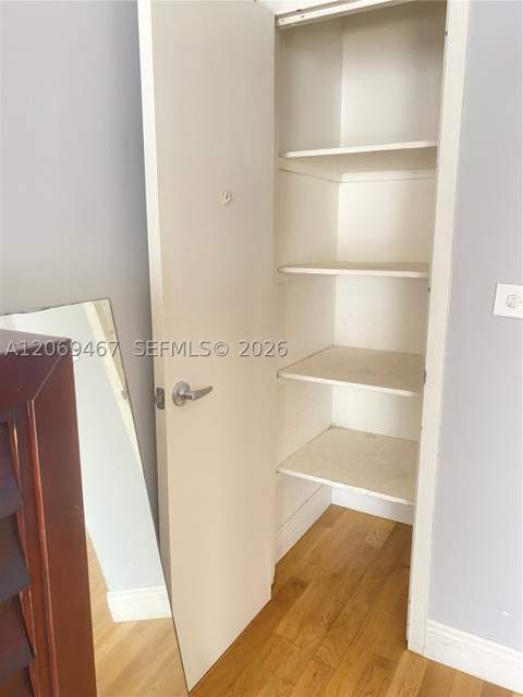 221 Meridian Ave 305, Miami Beach FL - photo 7 of 12