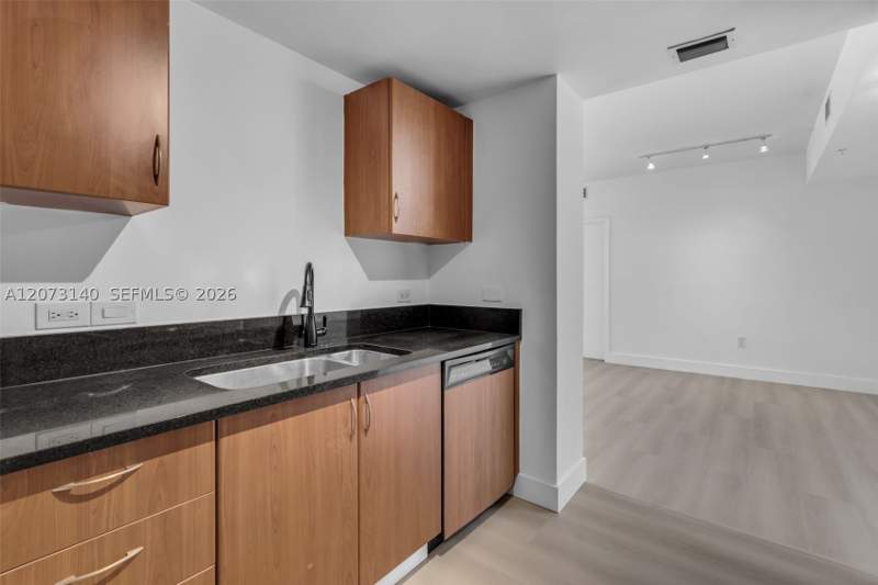 2 bedroom Condominium at 18800 NE 29th Ave Lp1022, Venture At Aventura East, Aventura — photo 3