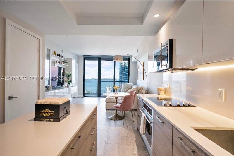 1 bedroom Condominium at 121 NE 34th St 2506A, 3401 Midtown Condo, Miami — photo 3