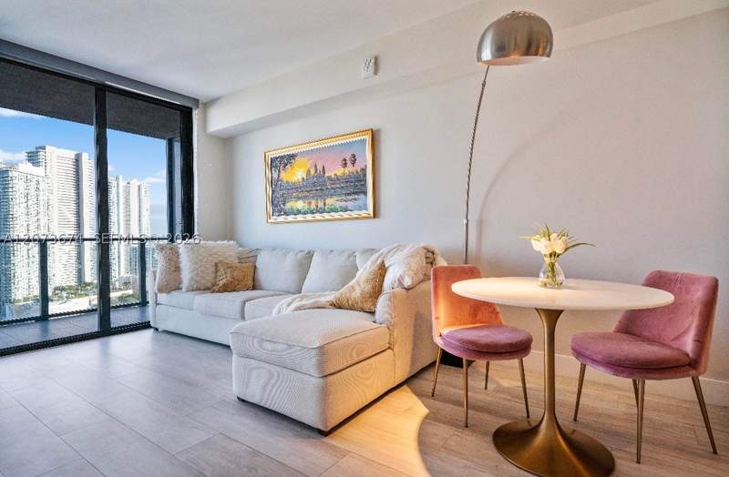 1 bedroom Condominium at 121 NE 34th St 2506A, 3401 Midtown Condo, Miami — photo 4